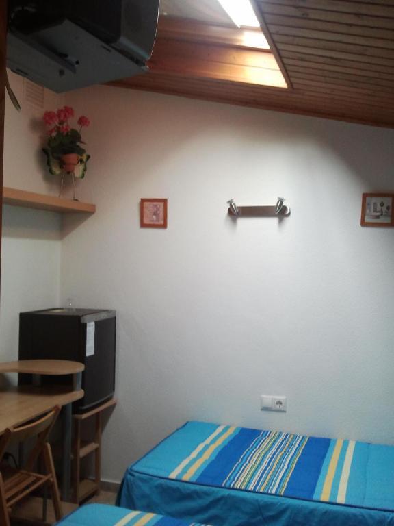 Hostal Arneva Orihuela Esterno foto