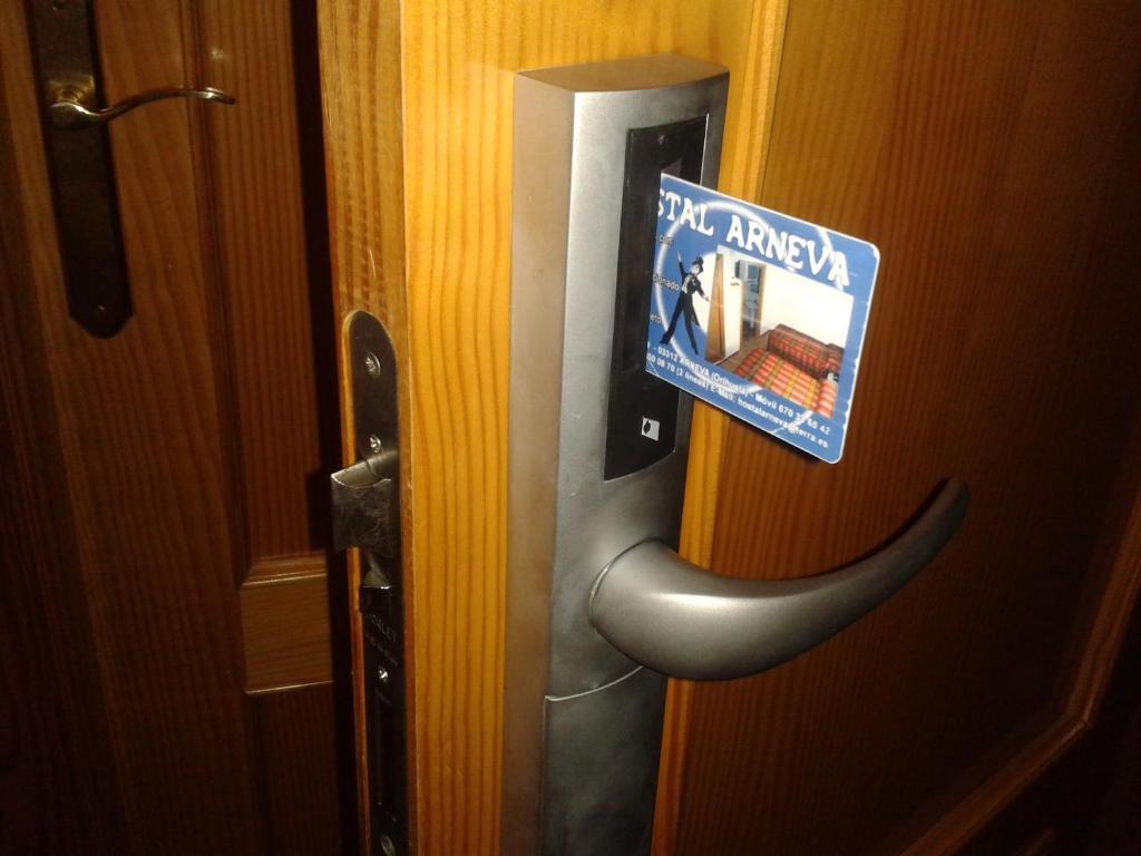 Hostal Arneva Orihuela Esterno foto